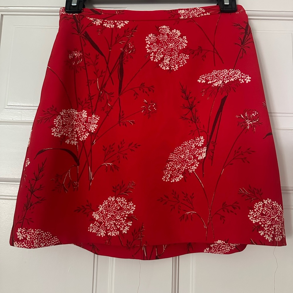 Aritzia Wilfred Renee Mini Skirt in Red and White Floral High Waist Size 0